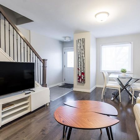 Spacious 3 Bdrm Home Near Downtown Ottawa Bagian luar foto