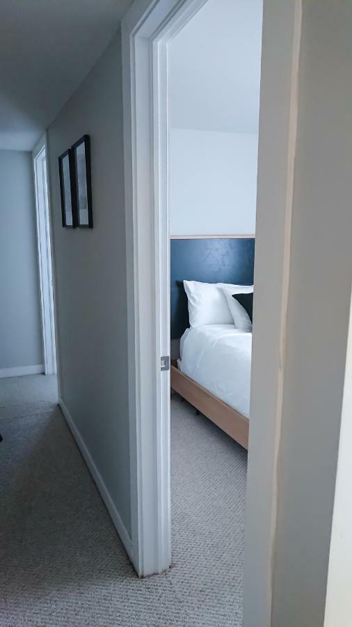 Spacious 3 Bdrm Home Near Downtown Ottawa Bagian luar foto